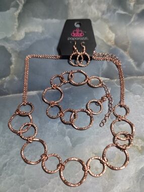 paparazzi Rose Gold Textured Circle Necklace, Bracelet & Earrings Set